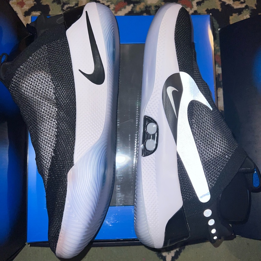 Nike Adapt BB Black Pure Platinum (US CHARGER)
